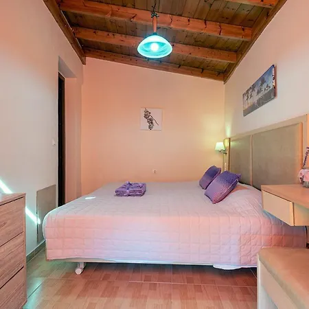 Maria's With Terrace, Close To The Cos