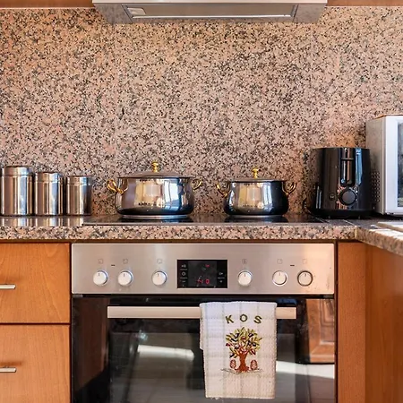 Maria's With Terrace, Close To The Apartamento *