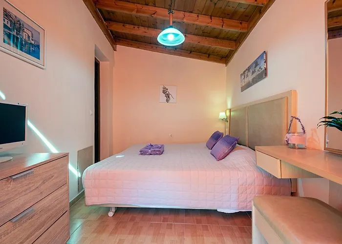 Maria's With Terrace, Close To The بلدة كوس