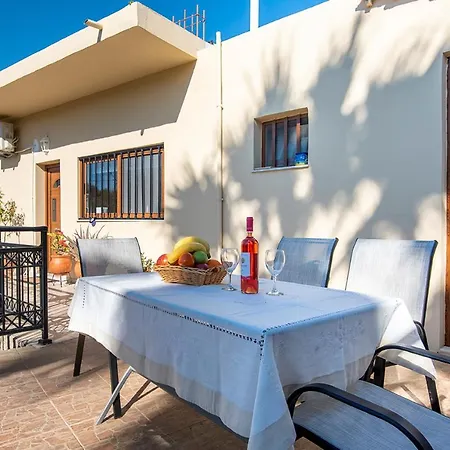 Maria's With Terrace, Close To The Lägenhet Kos